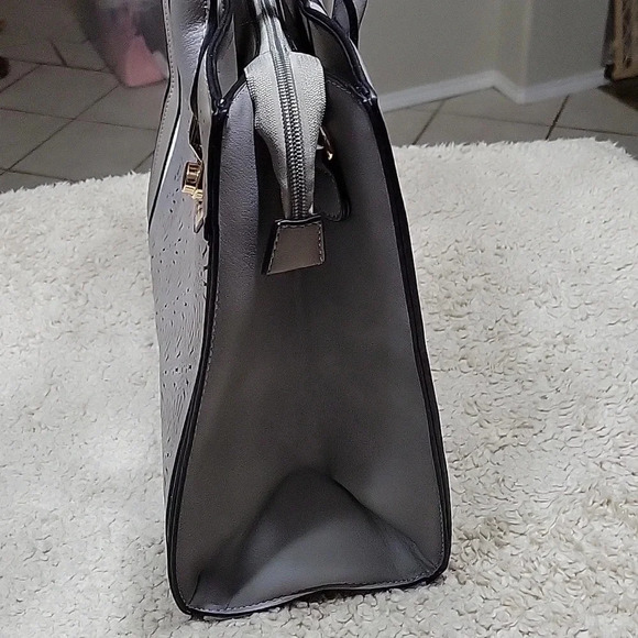 New Without Tag Gray fashion handbag - Picture 2 of 7